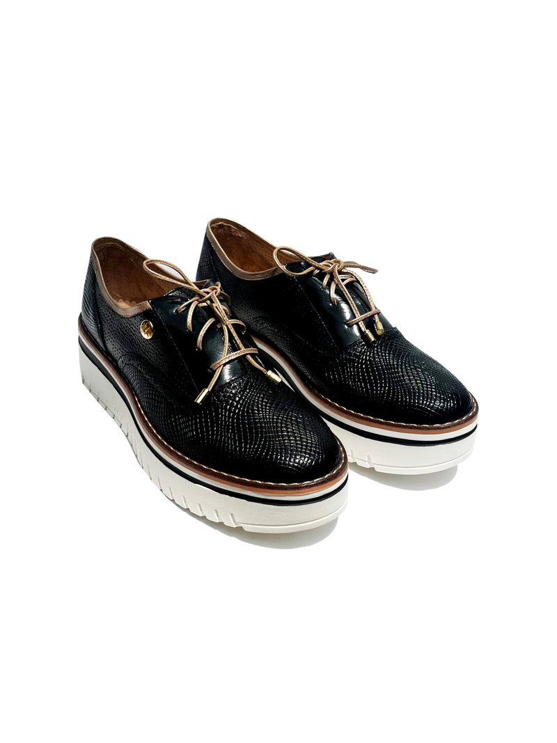 ZAPATO PLANO DE CORDÓN MUJER  EN CUERO