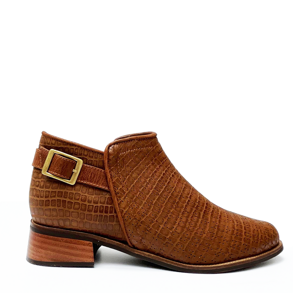 BOTÍN MUJER  EN CUERO SALE