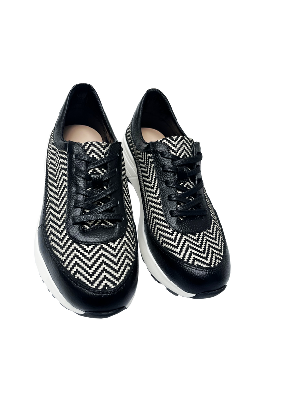 TENIS  DE CORDÓN MUJER  EN CUERO